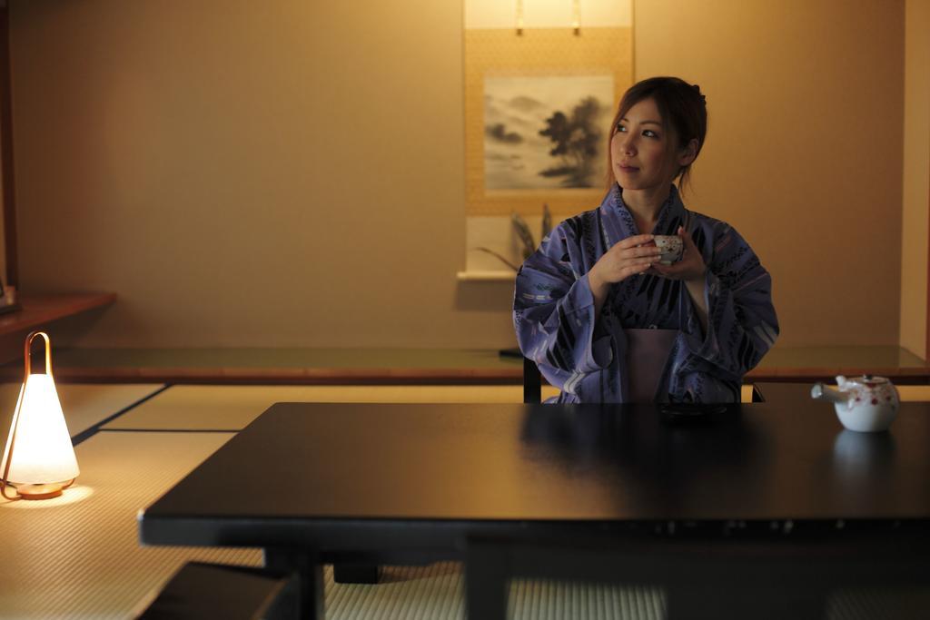 Onishiya Suishoen Toyooka  Zimmer foto